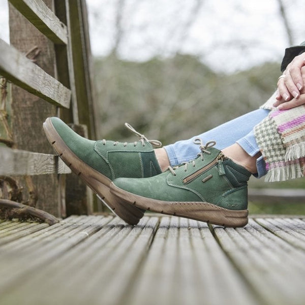 Josef Seibel Conny 52