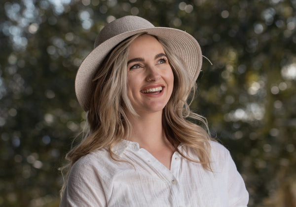 Electric Pukeko Claire Hat