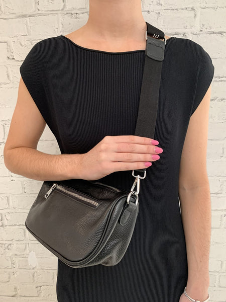 Minx Double Tab Bag Black